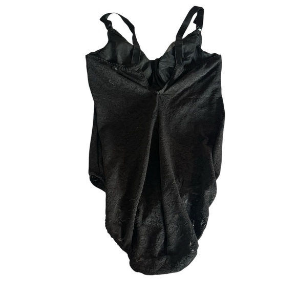 Bali Black Shapewear Bodysuit with Adjustable Straps with underwire - Picture 2 of 5